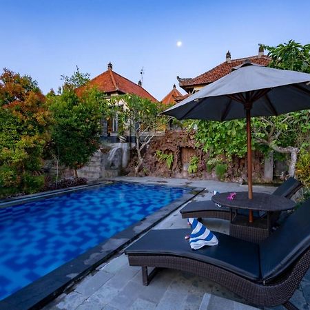 Villa Amari By Wizzela Batumadeg Buitenkant foto