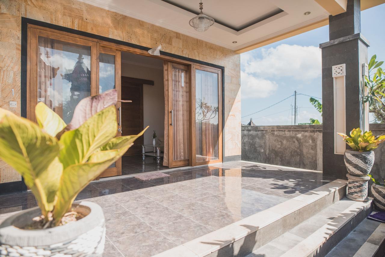 Villa Amari By Wizzela Batumadeg Buitenkant foto